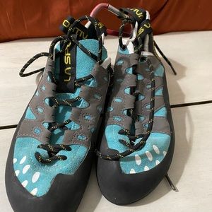 La Sportiva Tarantulace climbing shoes!